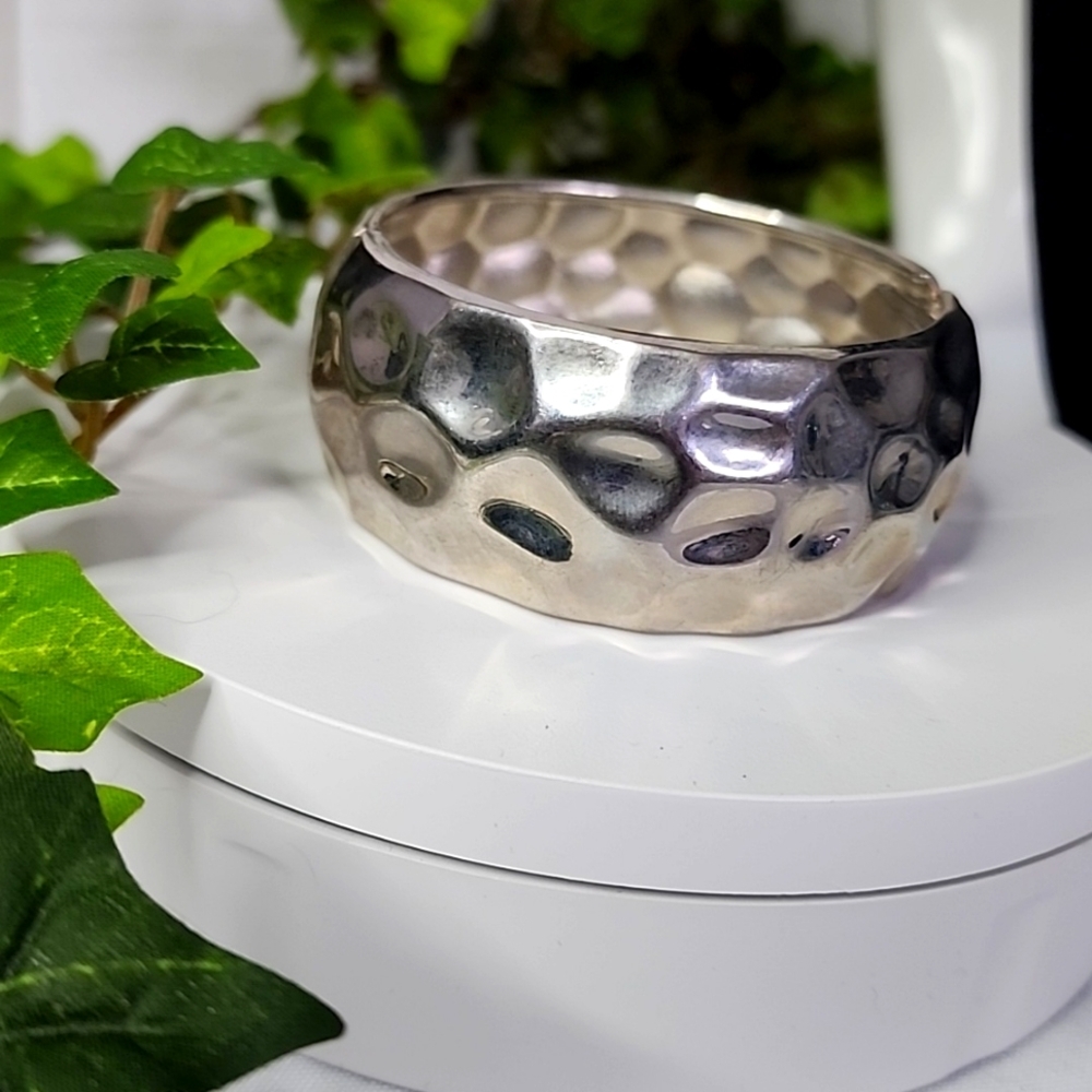 Silver Wide Hammered Style Hinge / Clamper Bracelet  New